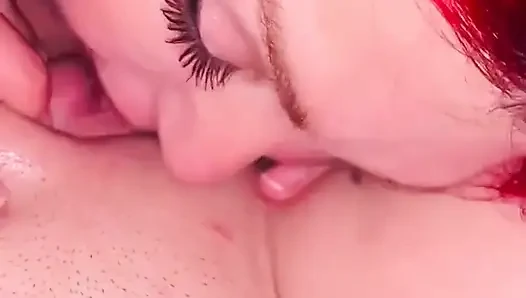 Lesben lecken pinke muschi