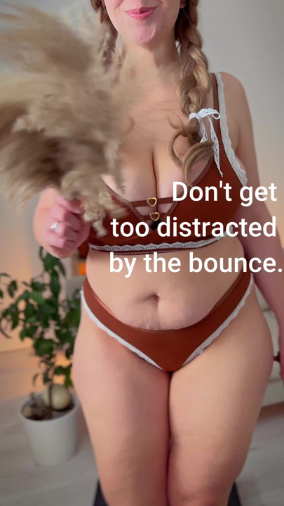 Big breasts and a treadmill make for a beautiful sight