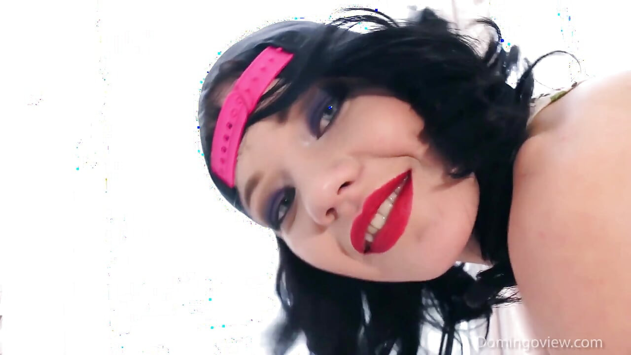 Serena Lewis dance with me
