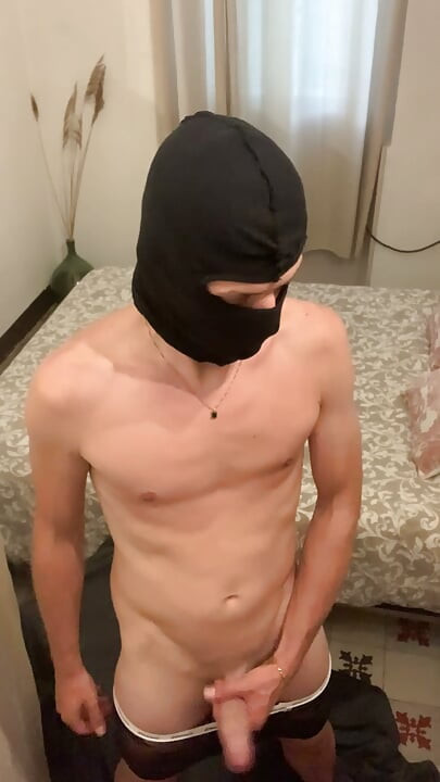 Masturbation when the maid is at home