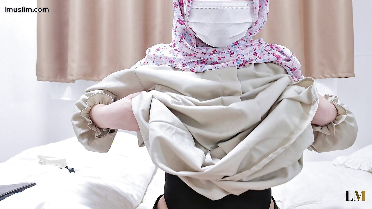 POV: Your Shy Hijabi Crush Ask You To Record Her In This Playful Mood