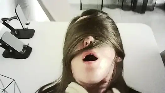 Застукал мою жену и друга за изменой