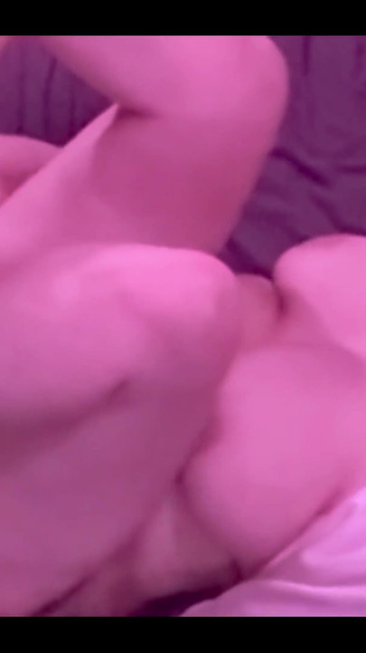 802964805961924608. mp4