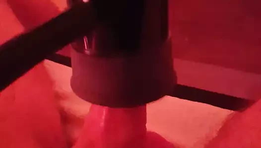 Sağım makinesi üzerinde benim horoz