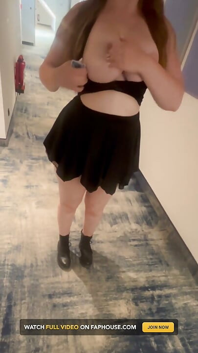 (female Exhibitionist) Najprljaviji hotel flash
