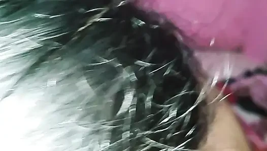 Rutinitas di pagi hari dengan ibu mertua