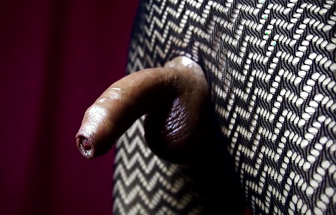 Long, Hard Gooning of a Sexy Handsome Guy in Erotic Tights!