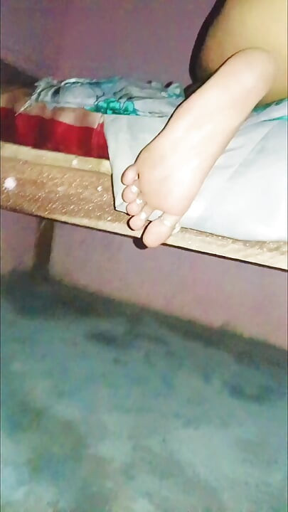At 2Am in the night, I fucked Bhabhi's pussy in doggy style and made her squirt.