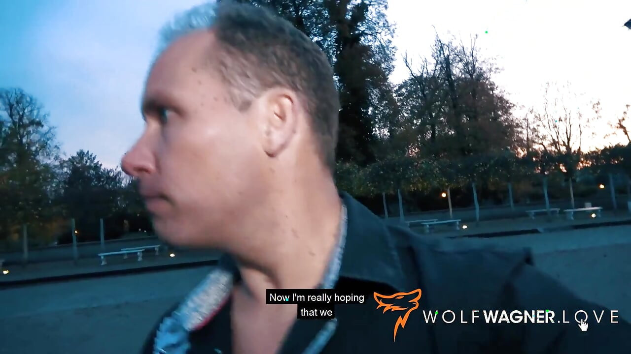 Niemiecka milf Priscilla zerżnięta na zewnątrz i w środku! Wilk Wagner