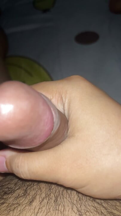 Big cock This young man chindo masturbates his pussy cum toy a lot and delicious