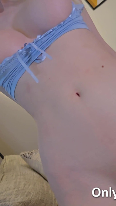 풋잡을 해주고 보지에 사정할 때까지 나를 따먹는 의붓여동생 | 클립 2
