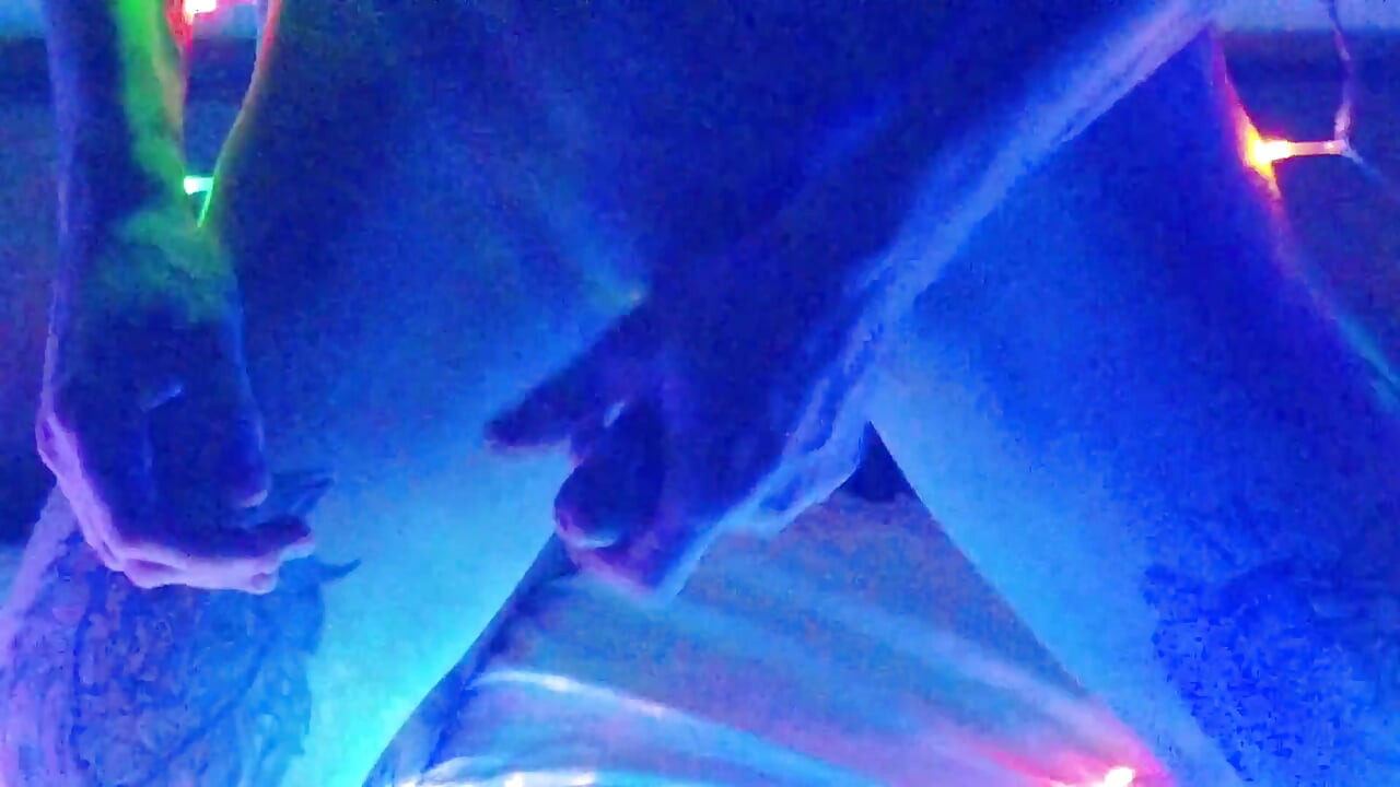 Jerking off in Christmas Lights