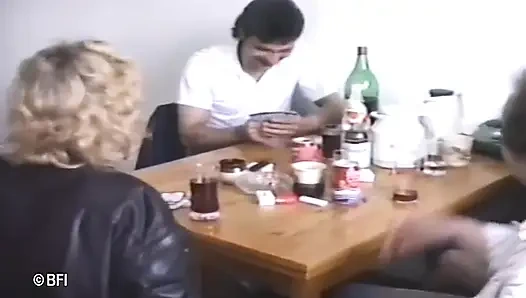 Vintage orgy fuck with sexy chicks