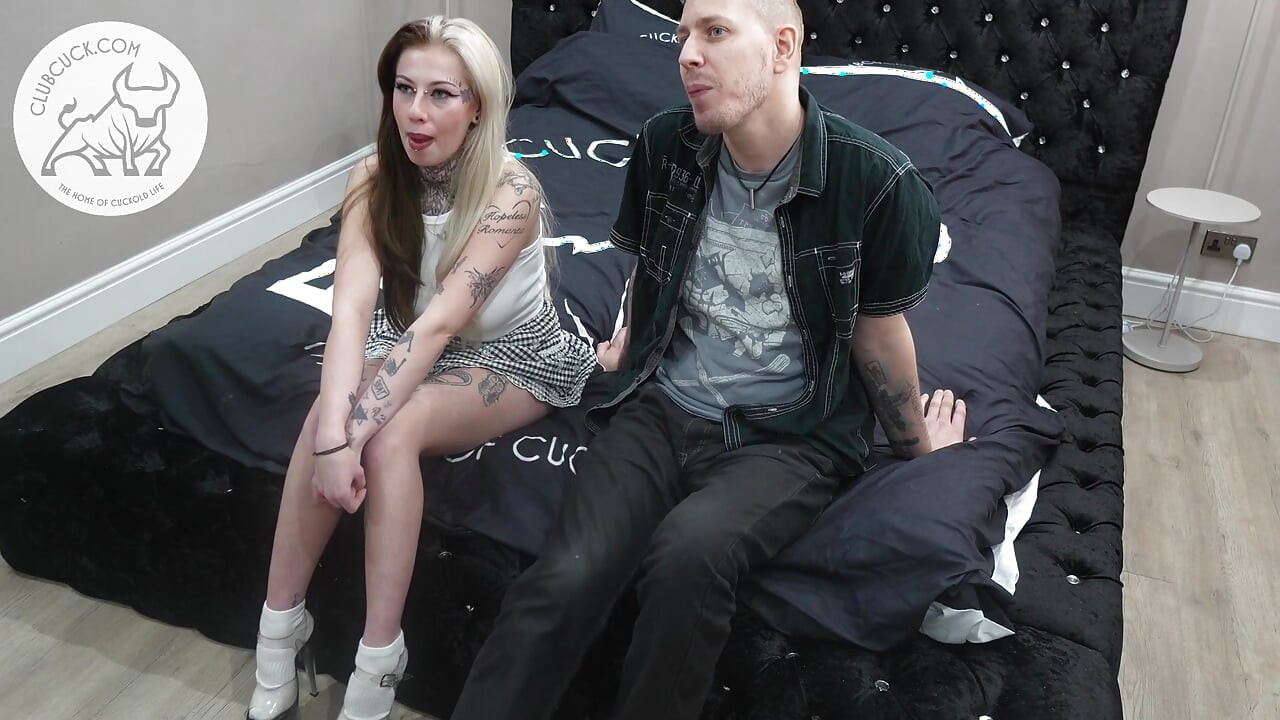 Cuck chair 26 lili storm macht einen sperma-cuckold