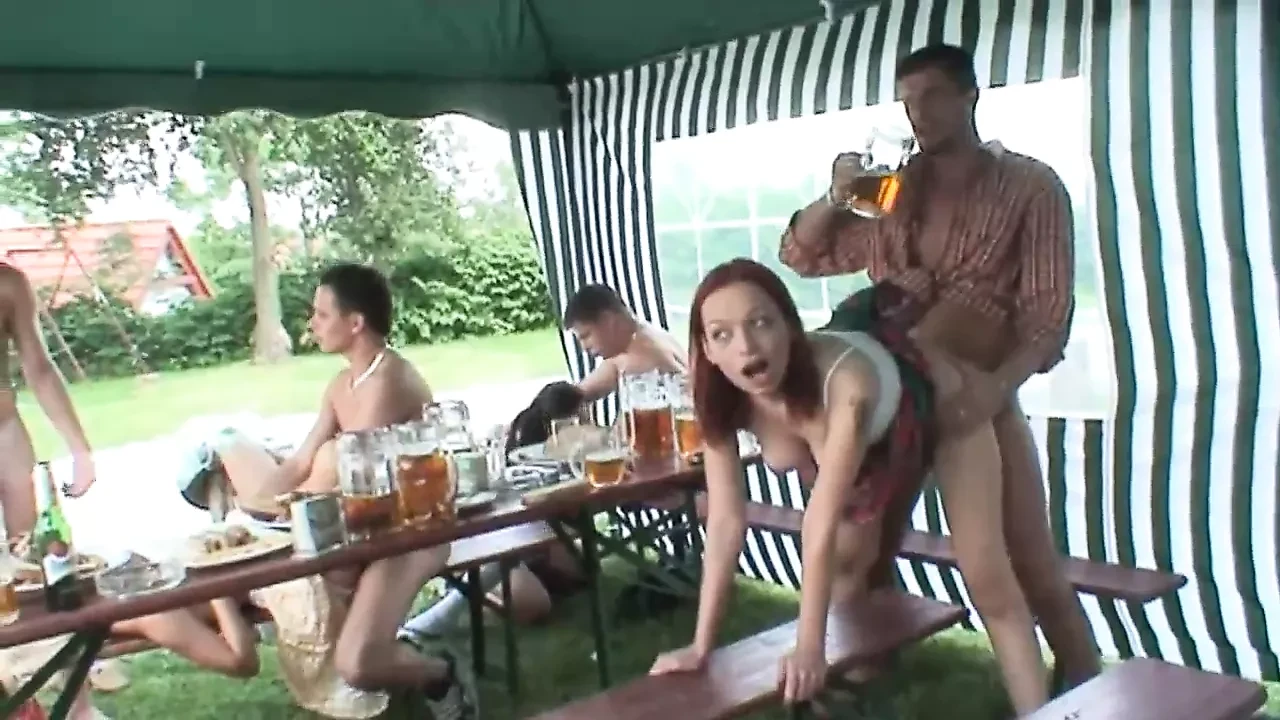 Oktober follando en fiesta - vol 01