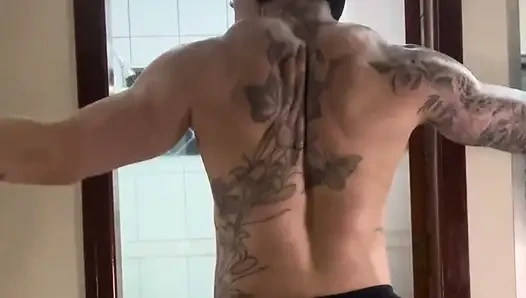 Bu parçalanmış vücut üzerinde çok çalıştı