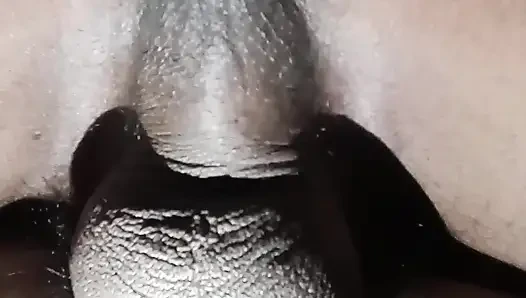 Sri lankan cheating wife fucked by next door man in the morning while i calling her phone
