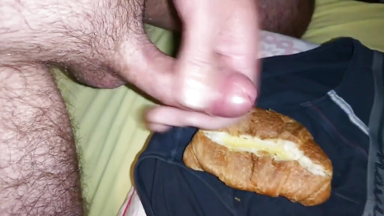 Sarapan sperma baru untuk Cicci77