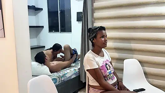 Karımın gavat sevgilisi dizisini izlerken sevgilimi arkasından sikme fırsatını değerlendiriyorum