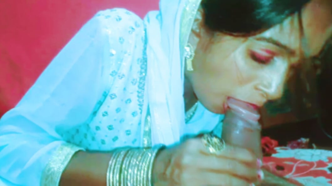 TROROSE INDIAN GIRL SUCKS HER STEP UNCLE&#039;S BIG AND THICK