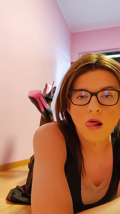 Anal Dildo Fucking in Stockings and Heels