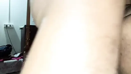 Mahasiswi india dengan memek merah muda umur 18 tahun muncrat di memeknya, video viral mms - audio bahasa india