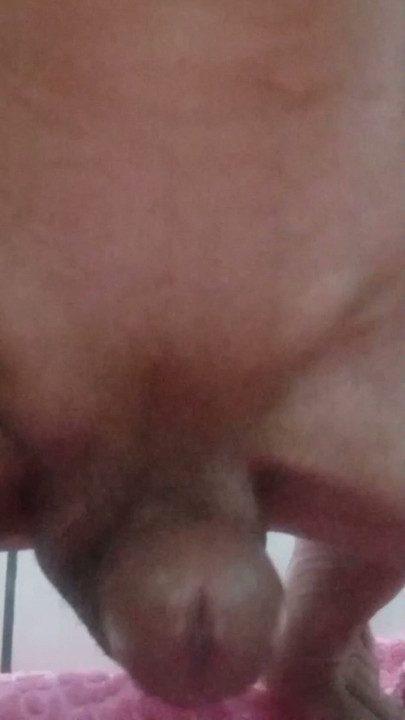 Your sweet and beautiful penis enjoying yummy. Come feel the real horniness and 😋