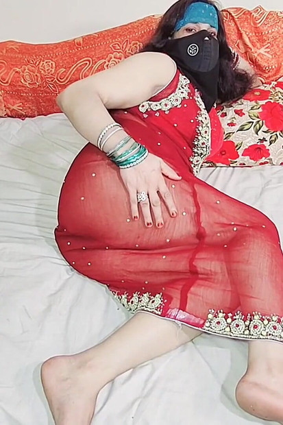 Flitterwochen, der desi-paar im cowgirl macht