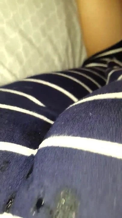Wife gets cum on her yoga pants