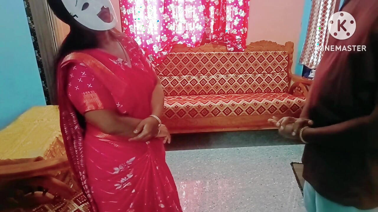 Geile hausbesitzerin und neue mieterin