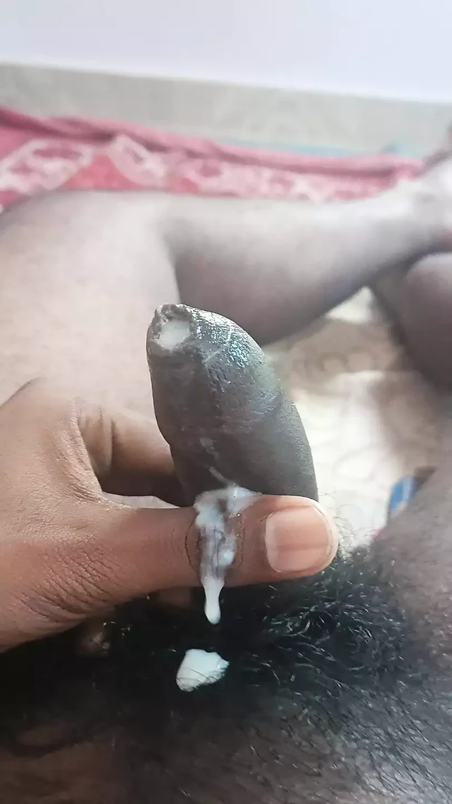 Tamil nice masturbation solo play handjob tamil boy jerking hard