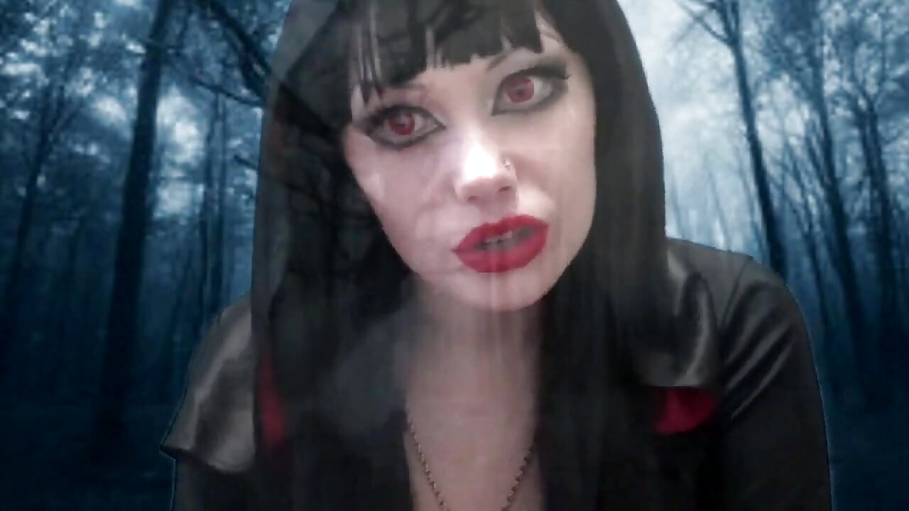 Vampire Mistress will byte you and transform you to her slave