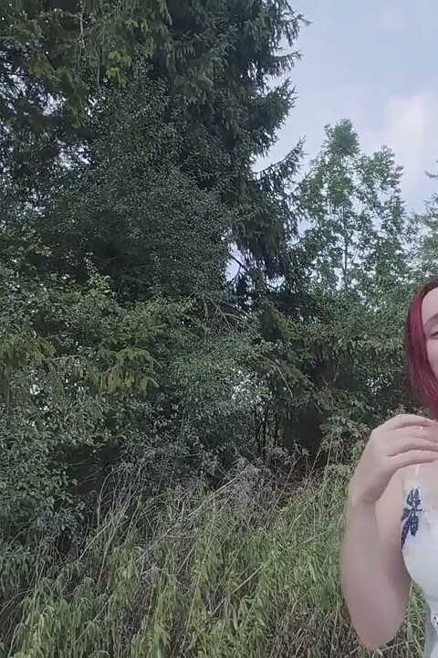 Pris Dans Les Bois!! Il Était Censé Seulement Prendre Des Photos... Puis Ça a Dégénéré