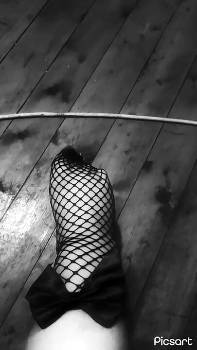 Tini halászháló zokniban