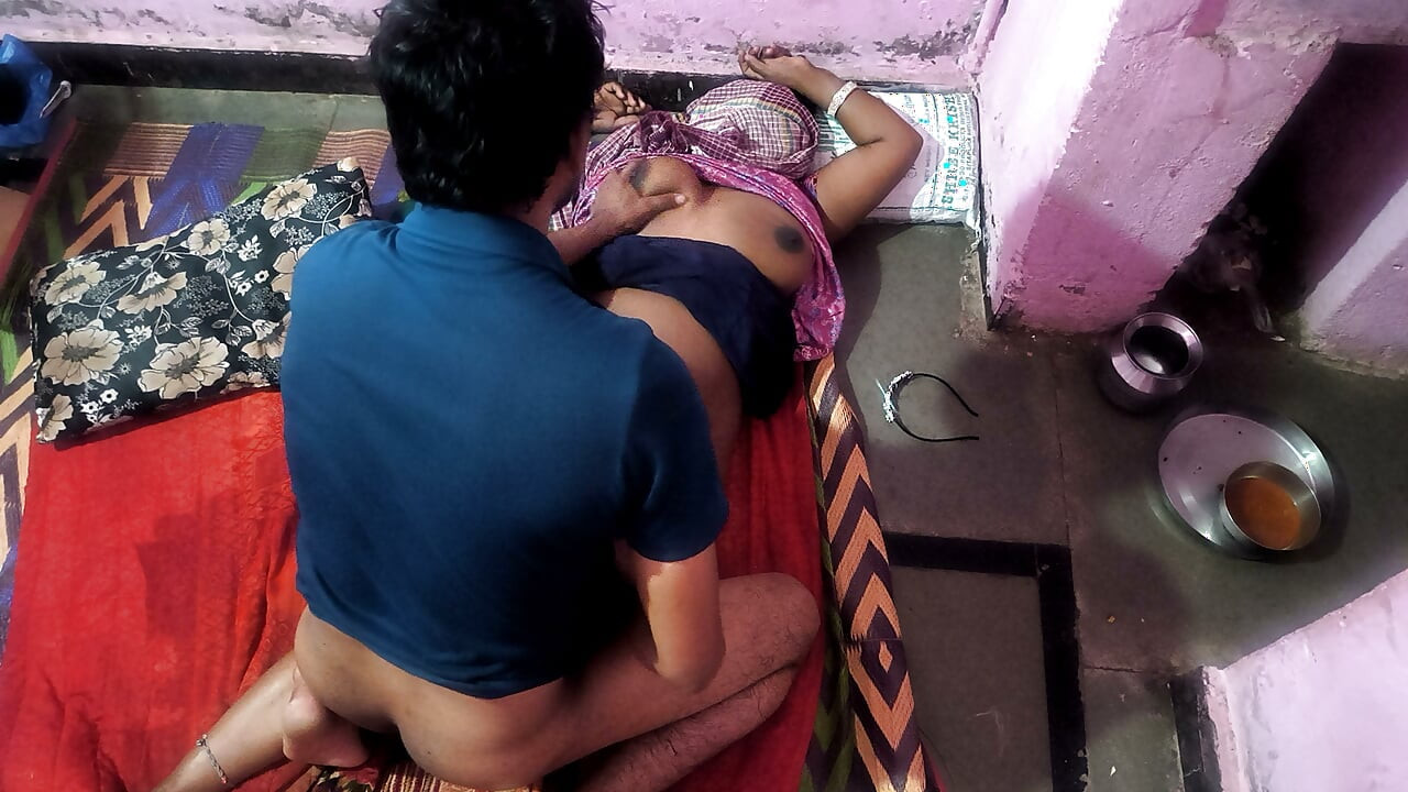 Viral sexy video of a Bangladeshi maternal uncle in law and niece in law