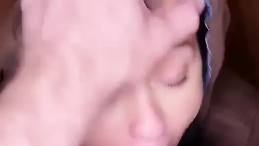 Buzdolabına baskın yapmaya çalışırken oral seks pusuya düşürülmüş.
