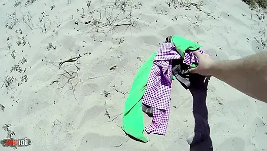 Французская тинка Tania Kiss в спандексовых леггинсах - минет на пляже и анал