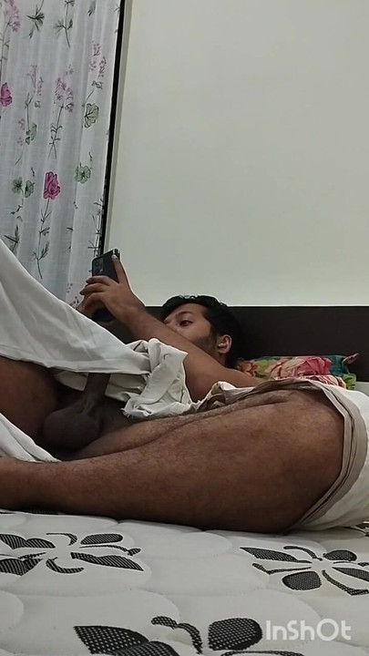 Mallu Boy Jerking in Mundu | Clip 1
