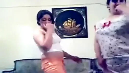 Danse lesbienne arabe irakienne