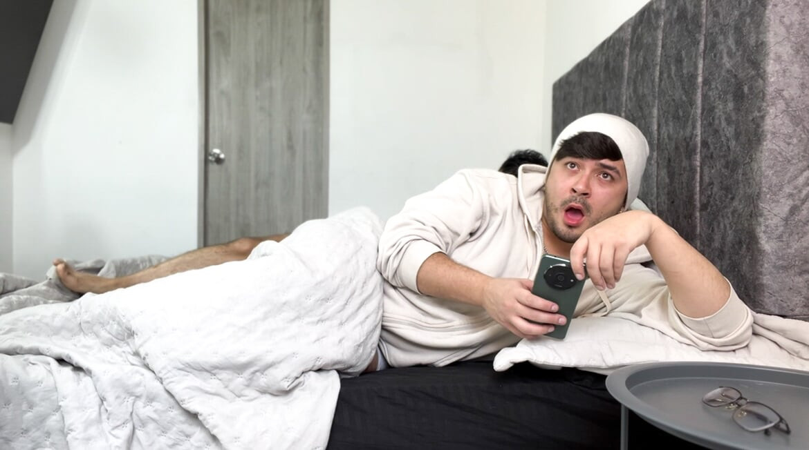 My stepdad thinks I'm his wife and fucks my pussy by accident leaving it full of hot cum