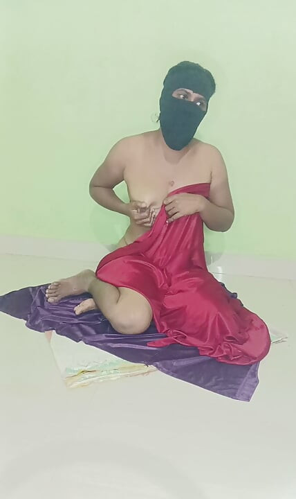 Sexy girl in Full Mood