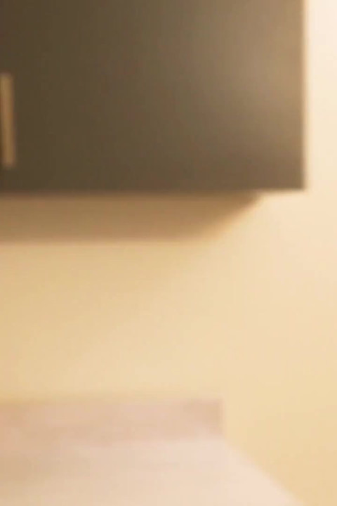 Karolin sonunda üvey erkek kardeşinin büyük zenci yedi!