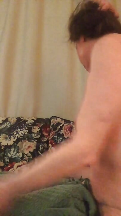 Hot Female Masturbates to Explosion