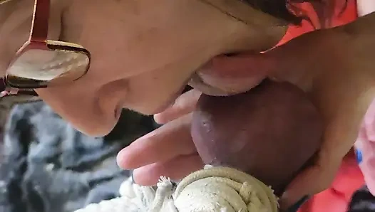 Хорошая девушка укрощает яйца мумии, пытка члена и яиц, инструкция по