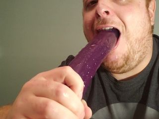 Deep throat dildo