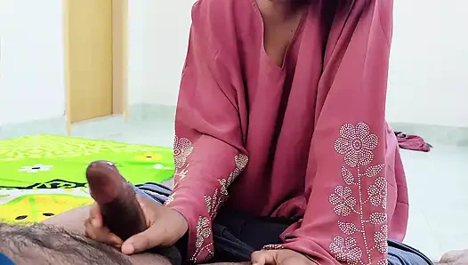 Hijabi stepmom want stepson big dick in her hairy pussy Desi hot xxx