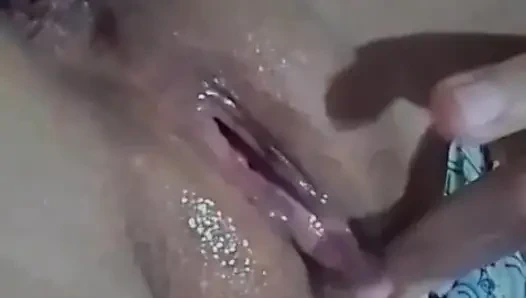 Look daddy, all the delicious things I have for you, look how my shaved pussy is getting