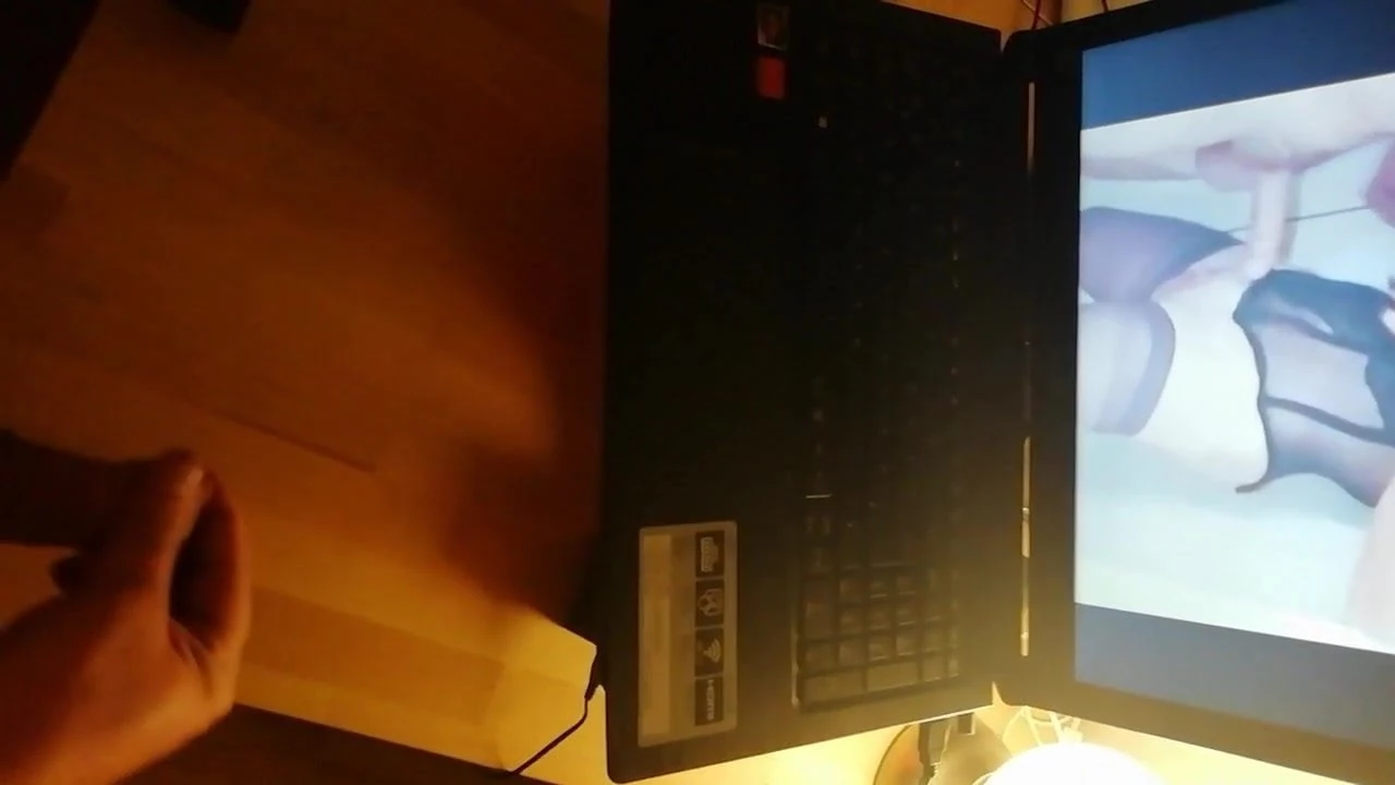 Mastürbasyon yapmak ve porno izlemek