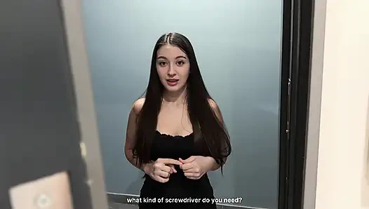 Ehefrau fast erwischt mich beim ficken der neuen nachbarin mit zierlichem körper, aber sie ging gerade rechtzeitig mit meinem creampie