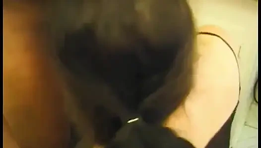 Lena ramon si cewek semok kulit hitam dengan tubuh aduhai dientot habis-habisan di atas meja dapur